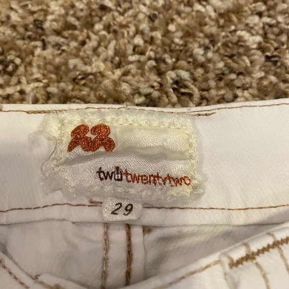 TWILL TWENTY TWO MID RISE BOOTCUT JEANS - SZ 29 - Picture 7 of 10